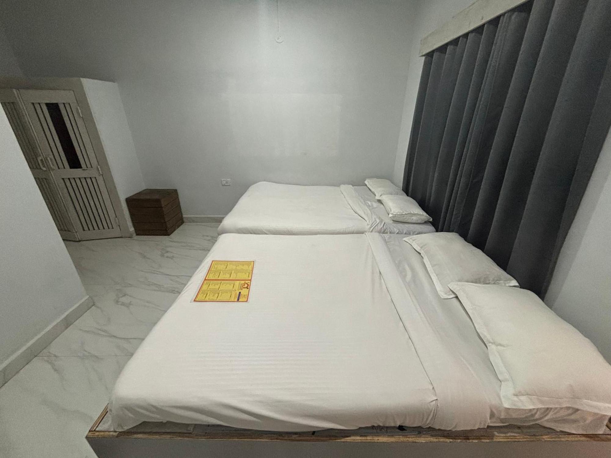 Mehar Rooms Baga Exterior photo